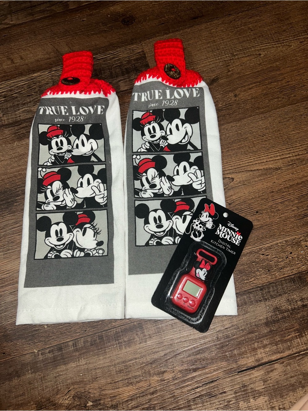 Disney Minnie & Mickey True Love Kitchen Towel Set with Red Digital Timer